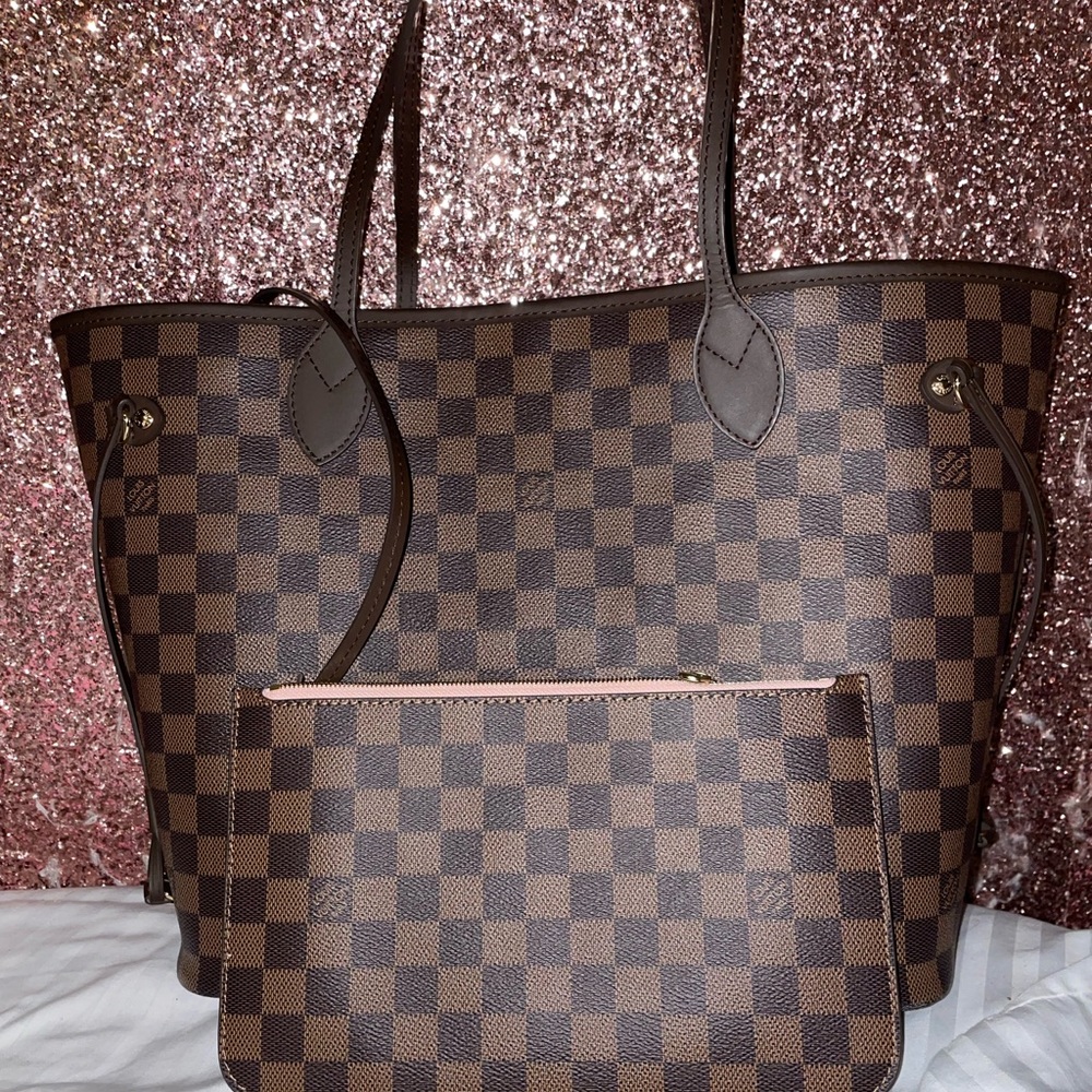 Louis Vuitton Authentic Never full MM